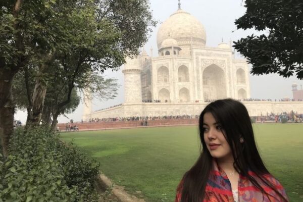 One Day – Taj Mahal Tour From Bangalore By Flight