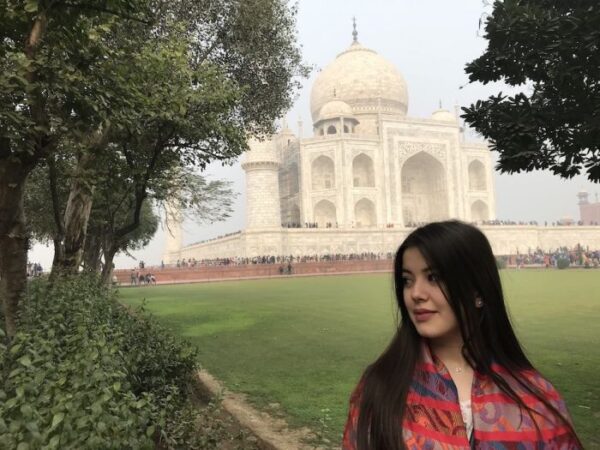 One Day – Taj Mahal Tour From Bangalore By Flight