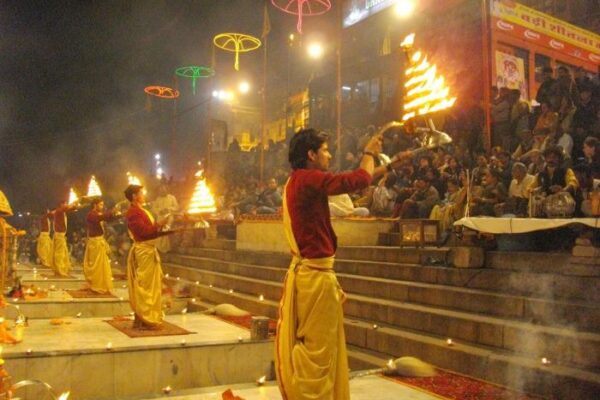 Varanasi Tour From Delhi With Sacred Ganga Aarti – 2 Days