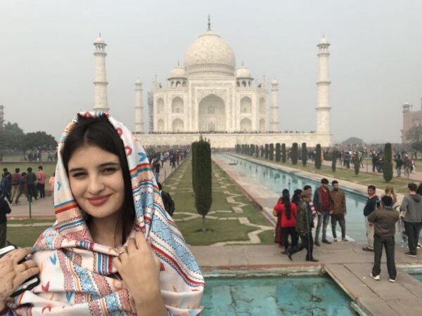 One Day – Taj Mahal Tour From Chennai By Flight